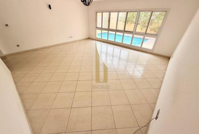 113704542 - Property Image 3