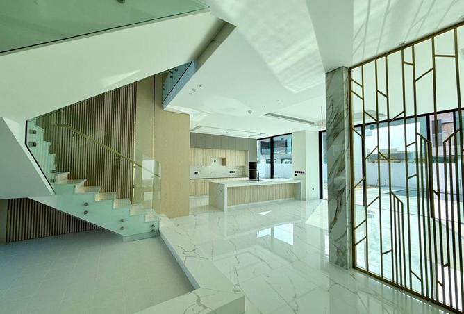Beachfront community | Maid room | Brand New — photo 2