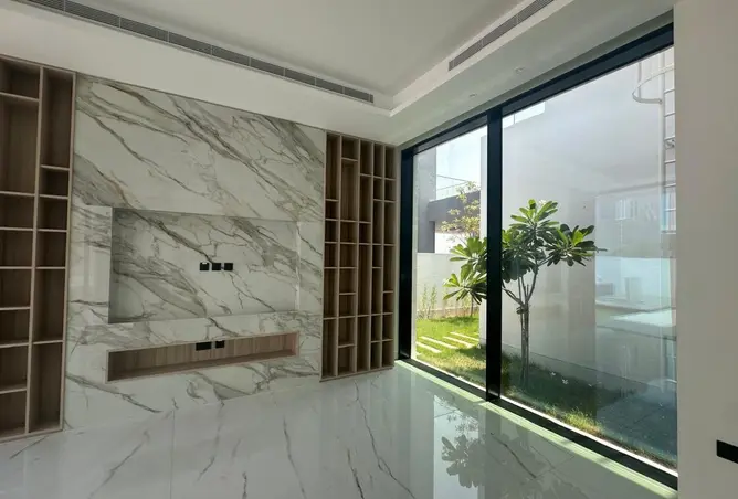 77387572 - Property Image 3