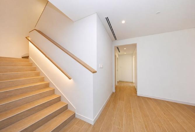 128818009 - Property Image 3