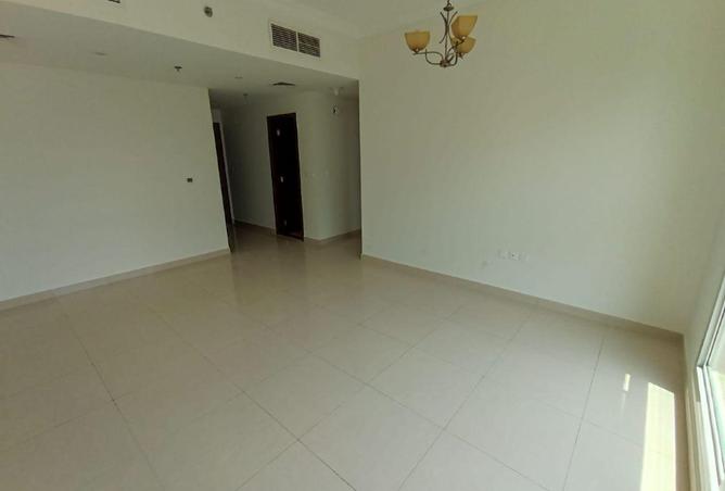 81960005 - Property Image 3