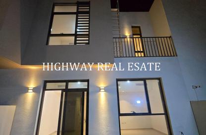 Townhouse - 2 - 4 for rent in Nasma Residence - Al Tai - Sharjah