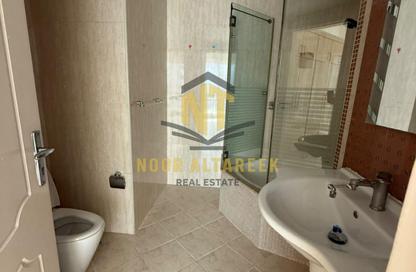 Apartment - 2 - 2 for rent in Al Khan Lagoon Tower - Al Khan Lagoon - Al Khan - Sharjah Apartment - 2 - 2 for rent in Al Khan Lagoon Tower - Al Khan Lagoon - Al Khan - Sharjah