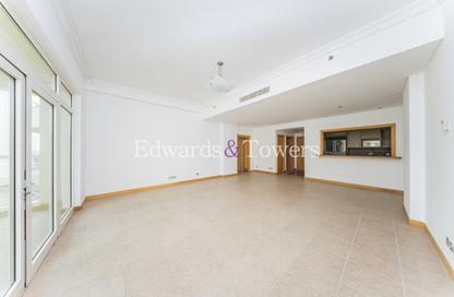 Apartment - 1 - 2 for rent in Al Msalli - Shoreline Apartments - Palm Jumeirah - Dubai