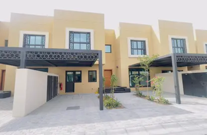 تاون هاوس - 4 غرف نوم - 5 حمامات للبيع في مدينة الشارقة المستدامة - الشارقة