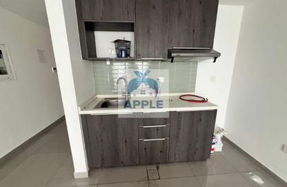 Apartment - Studio - 1 for rent in Woroud 2 - Al Zahia - Muwaileh Commercial - Sharjah Apartment - Studio - 1 for rent in Woroud 2 - Al Zahia - Muwaileh Commercial - Sharjah