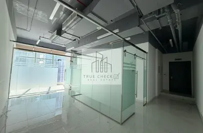 مكتب - استوديو للايجار في برج بارك لين - الخليج التجاري - دبي