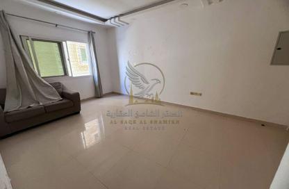 Apartment - 1 - 1 for rent in Al Nabaa Building - Al Naba'ah - Al Sharq - Sharjah