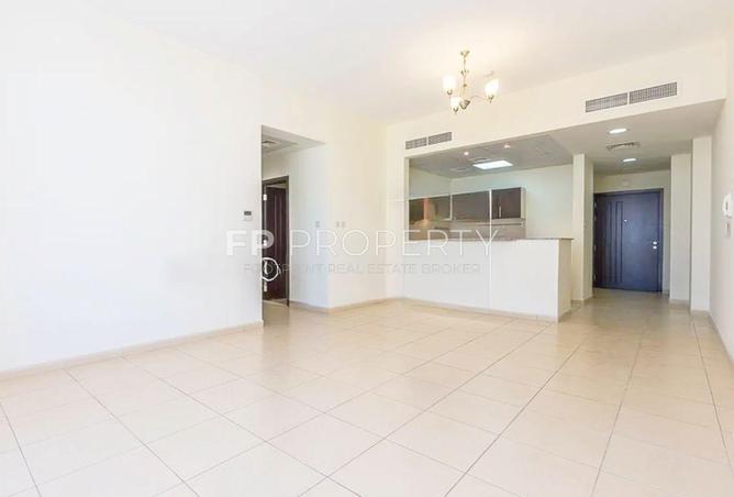 80254216 - Property Image 3