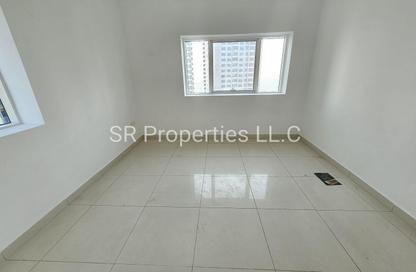 Apartment - 2 Bedrooms - 2 Bathrooms for rent in Al Hafeet Tower - Al Khan - Sharjah Apartment - 2 Bedrooms - 2 Bathrooms for rent in Al Hafeet Tower - Al Khan - Sharjah