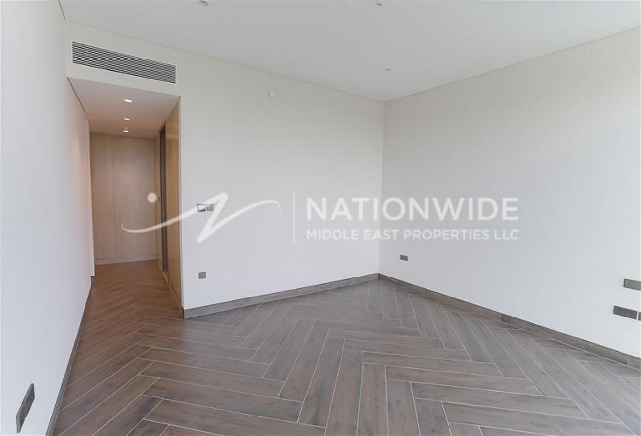 Dubai Frame View | Spacious Layout | Vacant photo 10