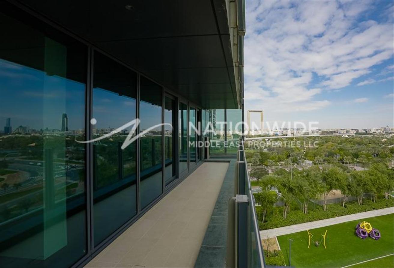 Dubai Frame View | Spacious Layout | Vacant photo 9