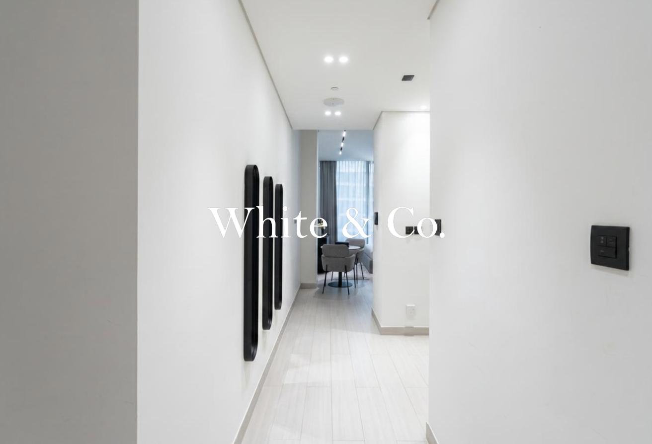 Premium Studio | Bay Square View | Modern photo 13