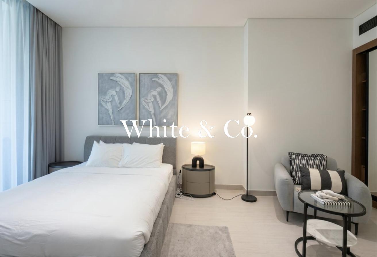 Premium Studio | Bay Square View | Modern photo 15