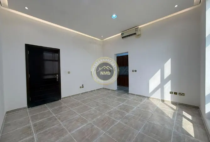 155583212 - Property Image 2