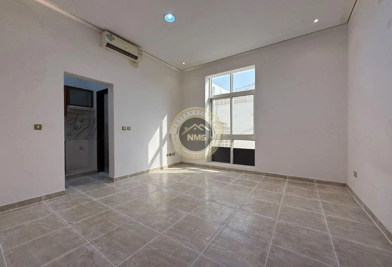 155583212 - Property Main Image