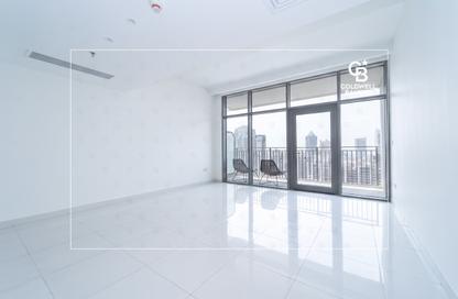Apartment - 1 - 2 for rent in Boulevard Crescent Tower 1 - BLVD Crescent - Downtown Dubai - Dubai