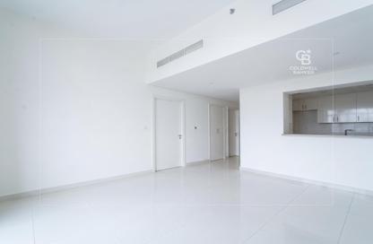Apartment - 1 - 2 for rent in Boulevard Crescent Tower 1 - BLVD Crescent - Downtown Dubai - Dubai