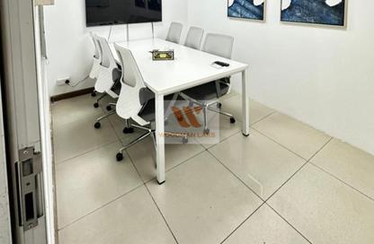 Office Space - Studio for rent in Al Kazim Building - Karama Park Area - Al Karama - Dubai