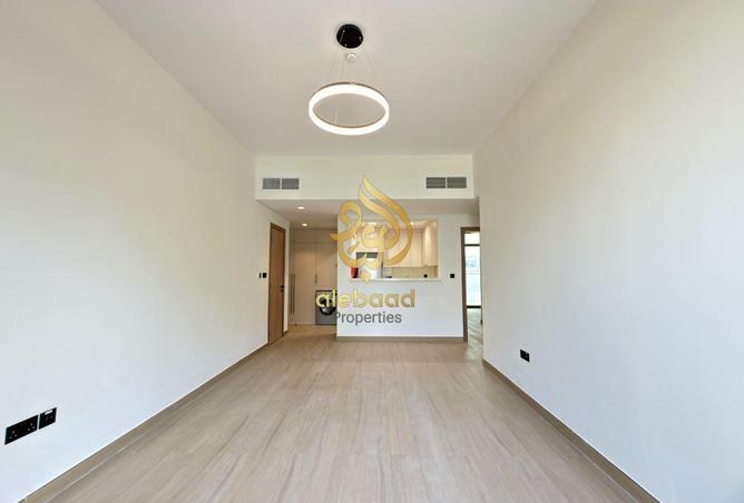 2 BR Apartment on the 2nd Floor with 1026 Sqft
