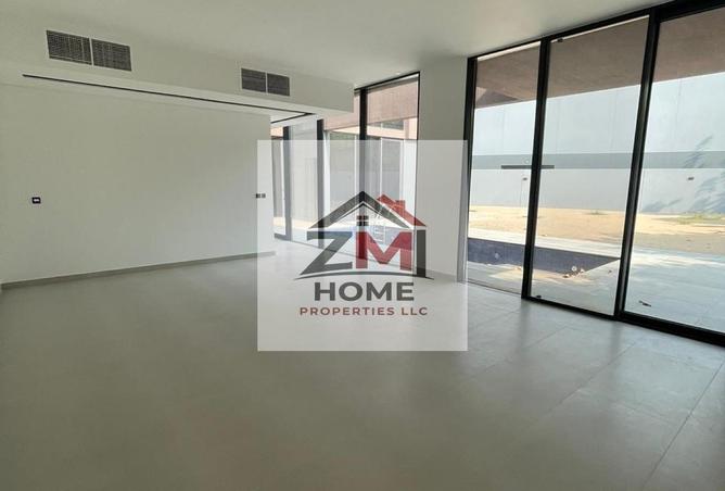 93154599 - Property Image 2