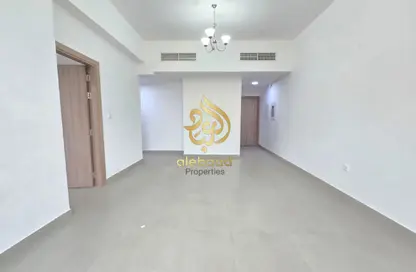 شقة - غرفة نوم - 2 حمامات للايجار في لوليفير ريزيدنس - المدينة العالمية المرحلة 2 - 4 الورسان - الورسان - دبي