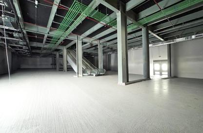 Retail - Studio for rent in Phase 2 - Dubai Investment Park (DIP) - Dubai