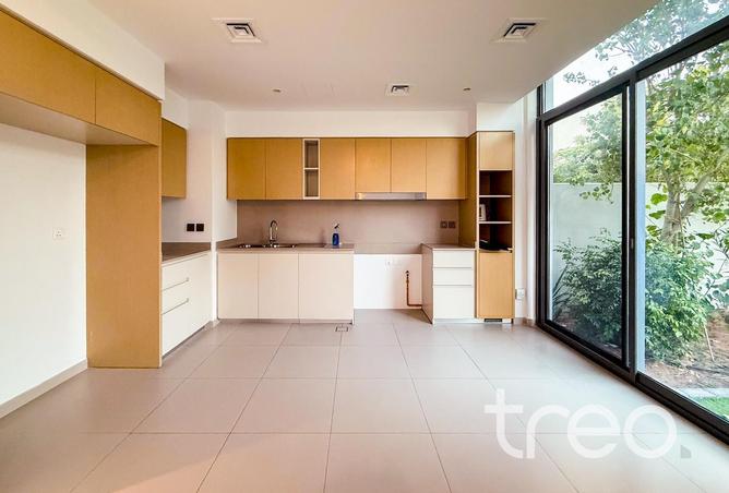 87028564 - Property Image 3