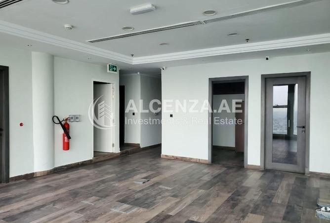 76584381 - Property Image 3