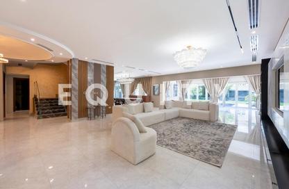 Villa - 5 Bedrooms - 6 Bathrooms for rent in Regional - Jumeirah Park - Dubai
