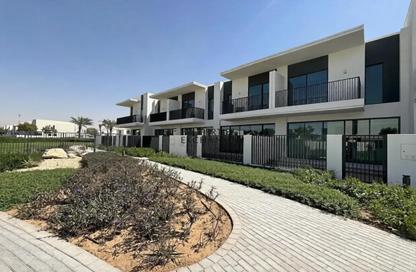 Townhouse - 3 - 4 for sale in Elora - The Valley - Dubai Townhouse - 3 - 4 for sale in Elora - The Valley - Dubai