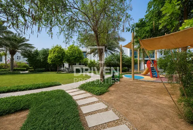 151923390 - Property Image 2