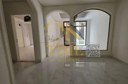 شقة - 2 غرف نوم - 4 حمامات للايجار في 3 المويهات - المويهات - عجمان