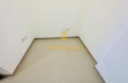 Apartment - 3 Bedrooms - 5 Bathrooms for rent in P2671 - Al Zeina - Al Raha Beach - Abu Dhabi
