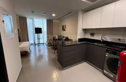 Apartment - 1 Bathroom for rent in Al Raha Beach - Abu Dhabi