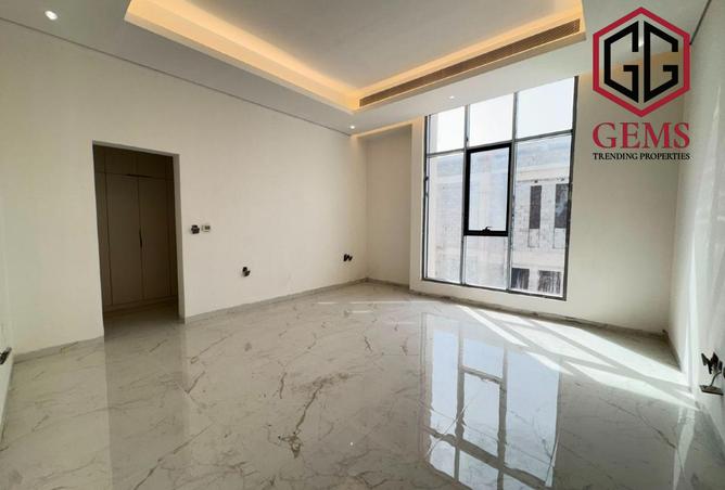 117713169 - Property Image 3