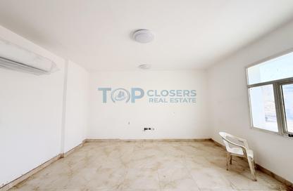 Apartment - 2 Bedrooms - 2 Bathrooms for rent in Al Kuwaitat - Central District - Al Ain