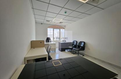 Office Space - Studio - 2 for rent in Al Garhoud business center - Al Garhoud - Dubai