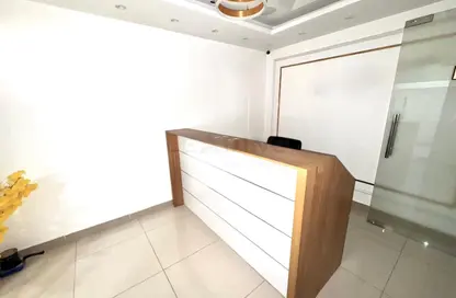 Office Space - Studio - 1 Bathroom for rent in Empire Heights 1 - Empire Heights - Business Bay - Dubai