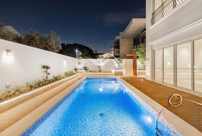 77195933 - Property Main Image