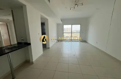 Apartment - 2 Bedrooms - 3 Bathrooms for rent in Oxford Building - District 14 - Jumeirah Village Circle - Dubai