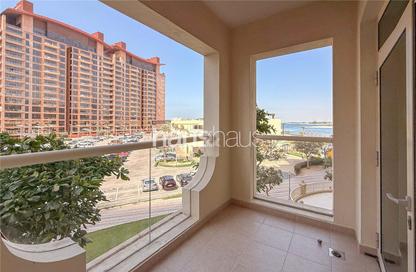 Apartment - 2 Bedrooms - 4 Bathrooms for rent in Al Das - Shoreline Apartments - Palm Jumeirah - Dubai
