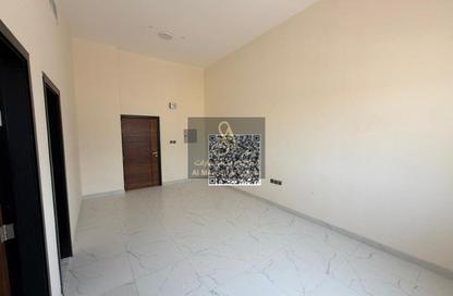 Apartment - Studio - 1 for rent in Al Jurf 3 - Al Jurf - Ajman Apartment - Studio - 1 for rent in Al Jurf 3 - Al Jurf - Ajman
