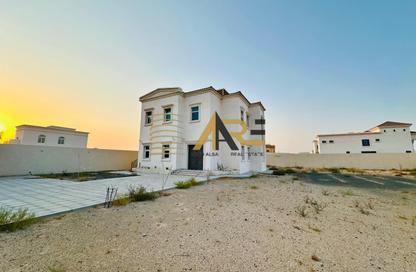 Villa - 3 Bedrooms - 5 Bathrooms for rent in Al Rahmaniya 1 - Al Rahmaniya - Sharjah Villa - 3 Bedrooms - 5 Bathrooms for rent in Al Rahmaniya 1 - Al Rahmaniya - Sharjah