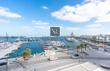 Apartment - 2 Bedrooms - 2 Bathrooms for rent in Seagate Building 2 - Seagate - Mina Rashid - Dubai