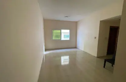 شقة - غرفة نوم - 1 حمام للايجار في المحطة - القاسمية - الشارقة