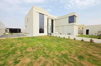 Villa - 5 Bedrooms - 6 Bathrooms for rent in Al Aweer 1 - Al Aweer - Dubai
