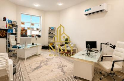 Villa - 4 Bedrooms - 5 Bathrooms for rent in Al Riffa - Ras Al Khaimah