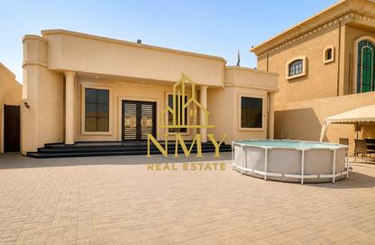 Villa - 4 Bedrooms - 5 Bathrooms for rent in Al Riffa - Ras Al Khaimah