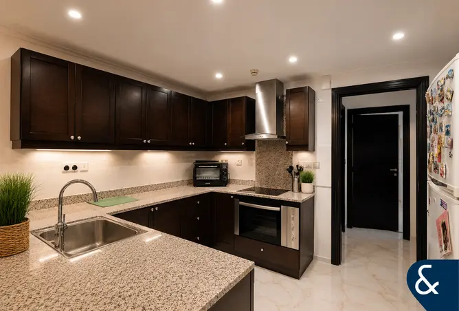 132069104 - Property Image 3